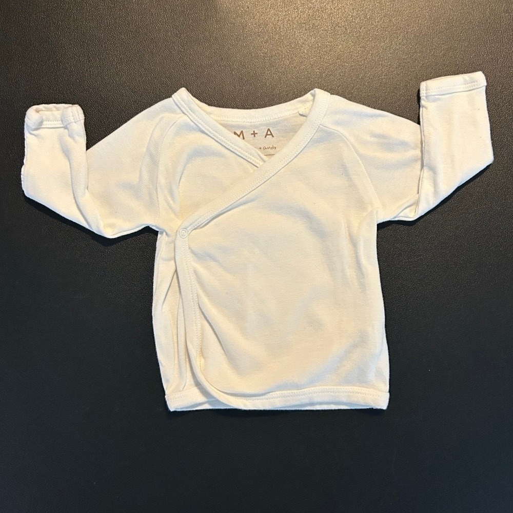 Monica+Andy White Organic Cotton Long Sleeve Kimono Top Baby 0-3M Side Snap 1551